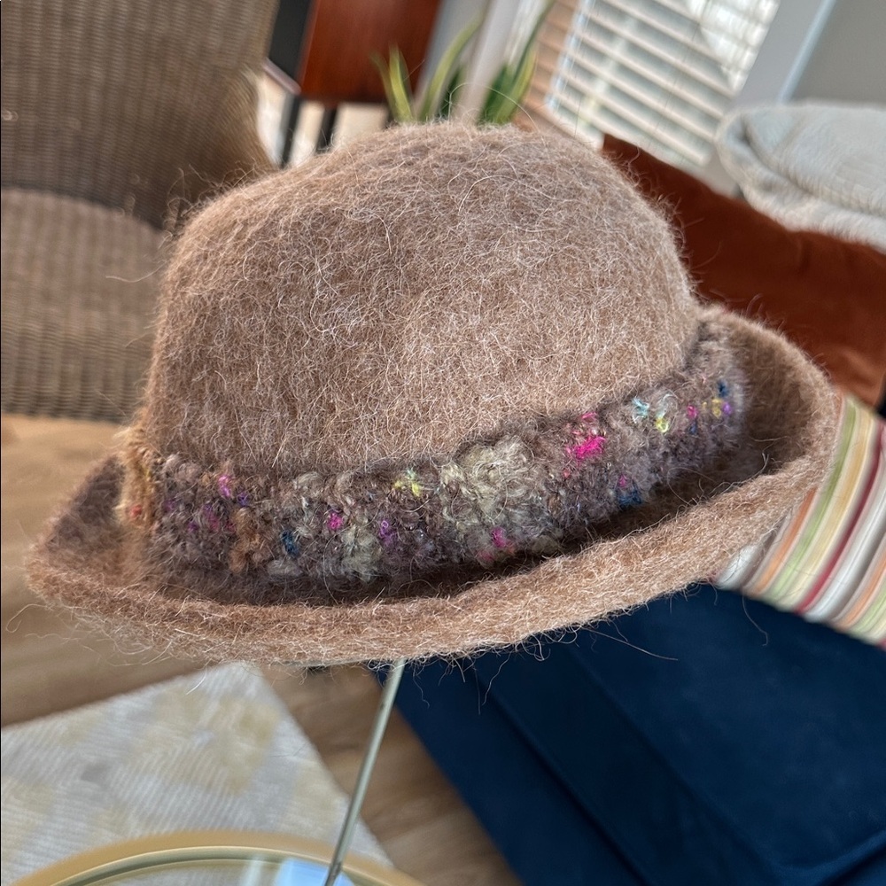 Felted boho trilby crochet hat in Heathered felted born and multicolor wrap
